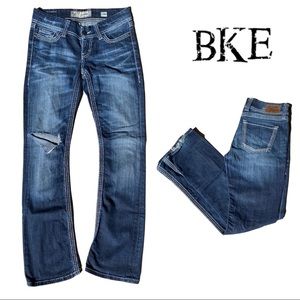 BKE Buckle Sabrina 27x30 Distressed Blue Jeans Women’s